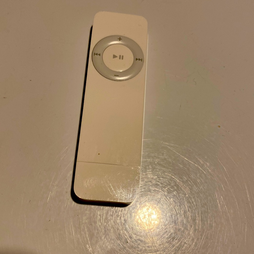 IPod shuffle dead battery works
